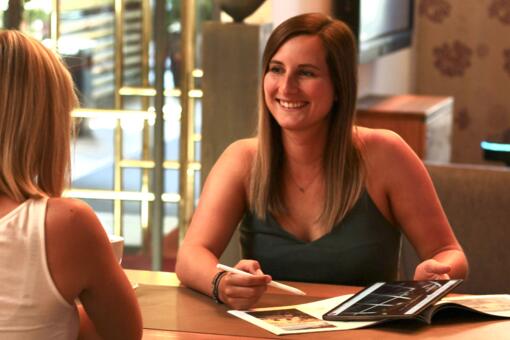 Mitarbeiterin Judith in Action 