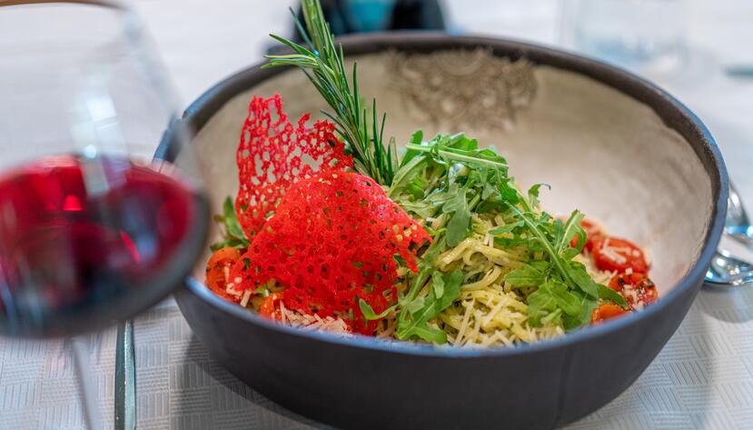 Gourmet dish hotel