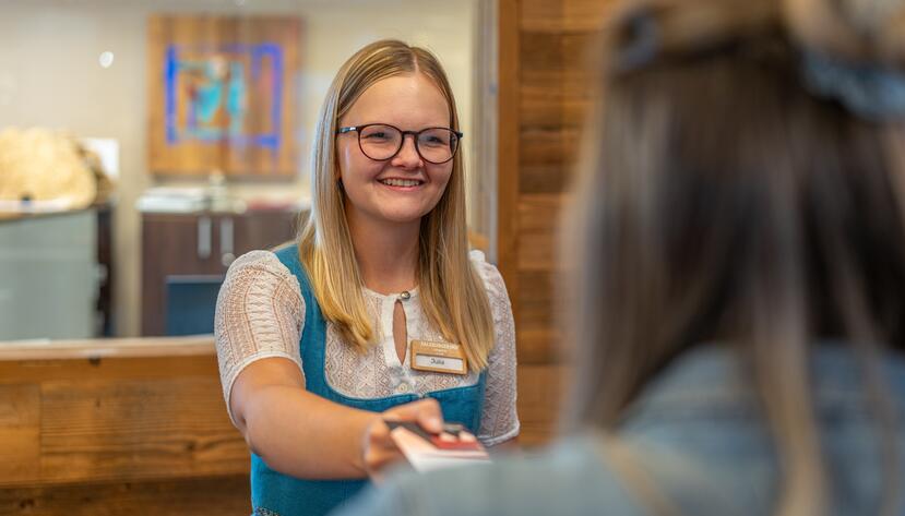Receptionist