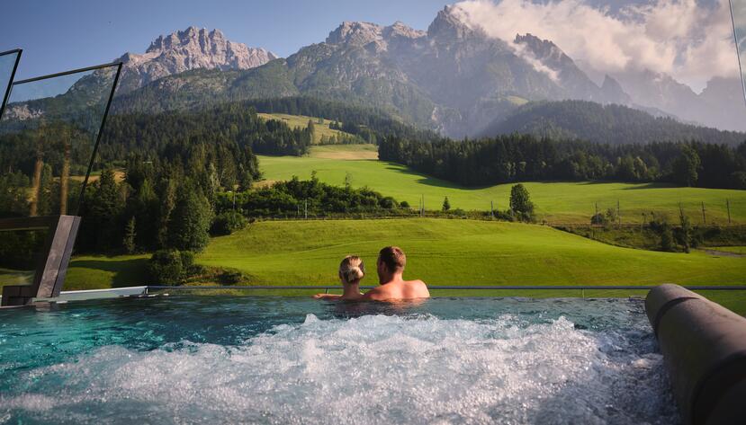 Hotel mit Infinity Pool Salzburg