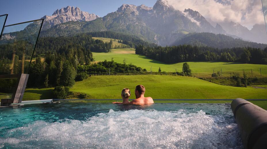 Hotel mit Infinity Pool Salzburg