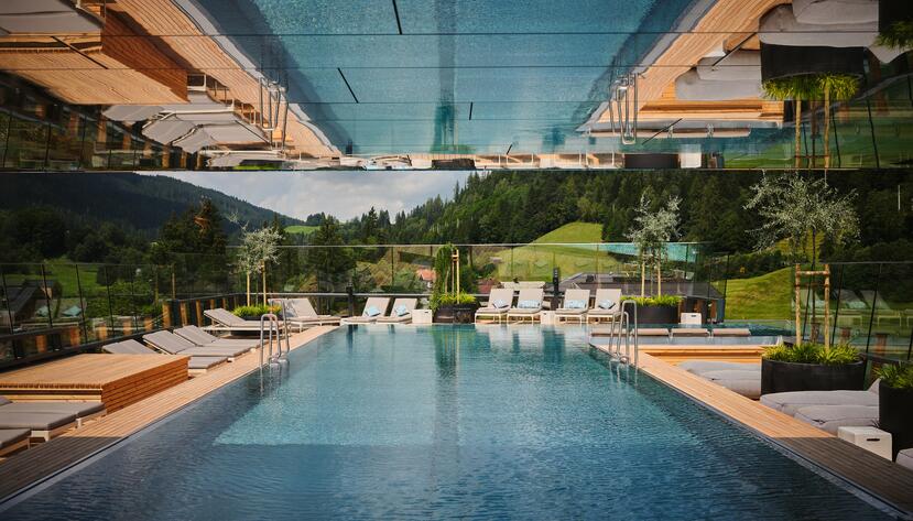 new infinity pool at the Salzburger Hof
