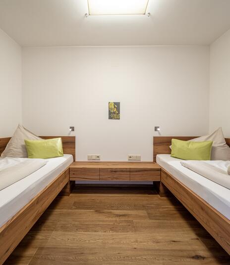 room with two single beds Leogang