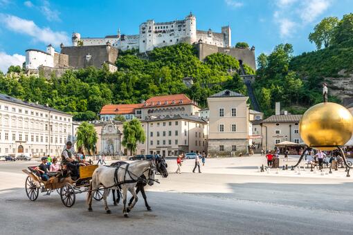 Kapitelplatz mit Festungsblick City of Salzburg Kapitelplatz