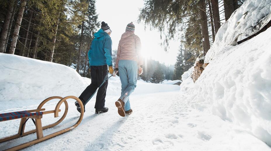 Rodeln im Winterurlaub Leogang