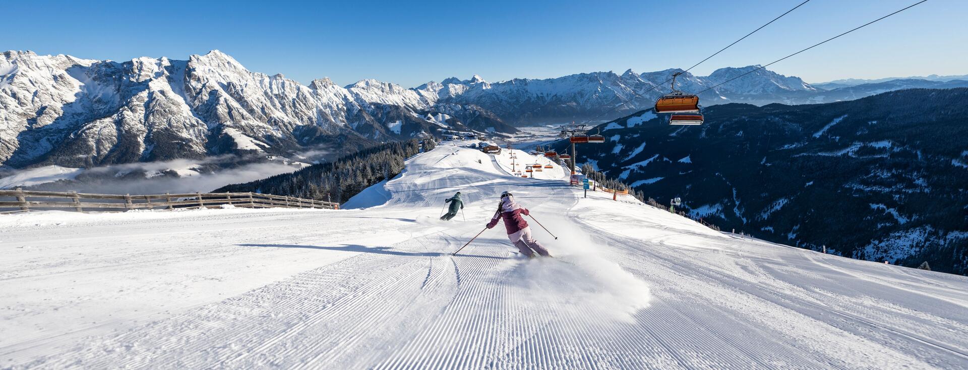 Unter dem freien Himmel ist viel Platz für Action.