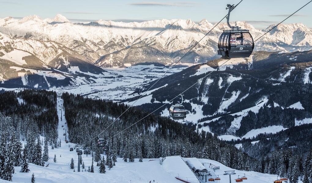 Gondel im Winter Leogang