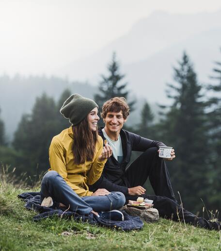 Pause machen beim Wandern Leogang